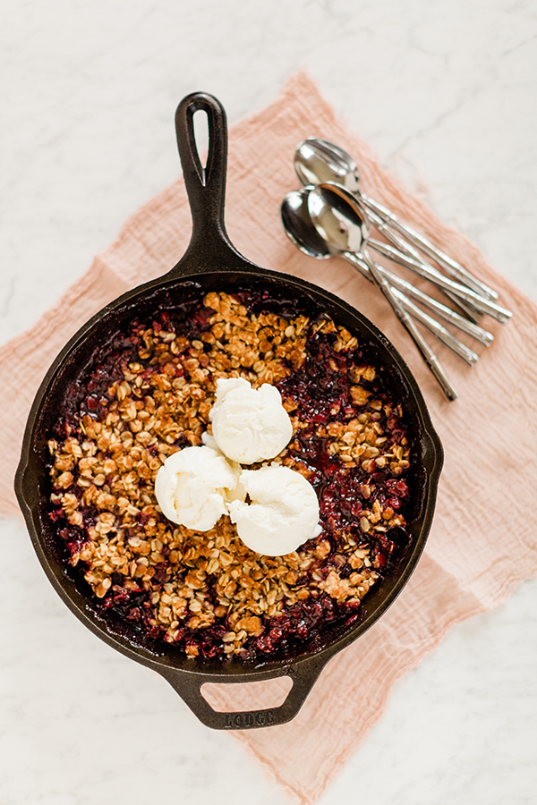 Oregon Berry Crumble, clean eating, cooking at home, dessert, running fuel, nutrition, Sun and Salt Wellness
