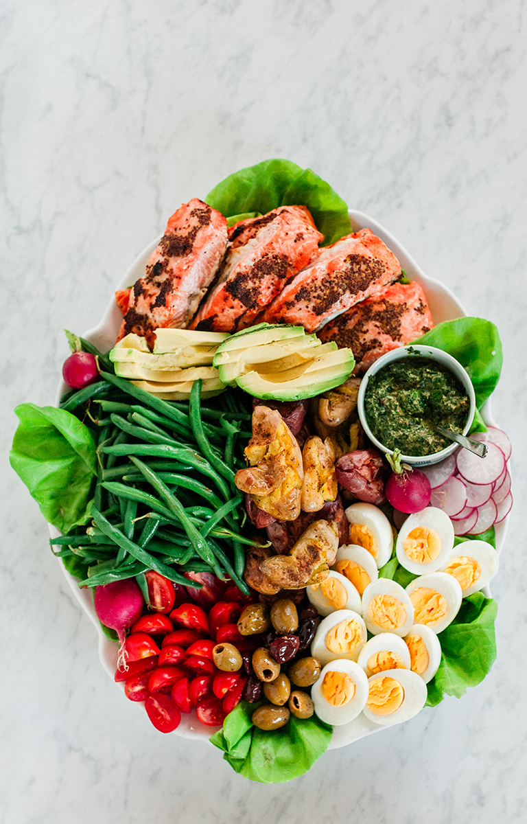 Niçoise Salad, Easter Dinner, Easter Lunch, Clean Eating, seafood, salmon, meal prep, food blogger, Sun and Salt Wellness