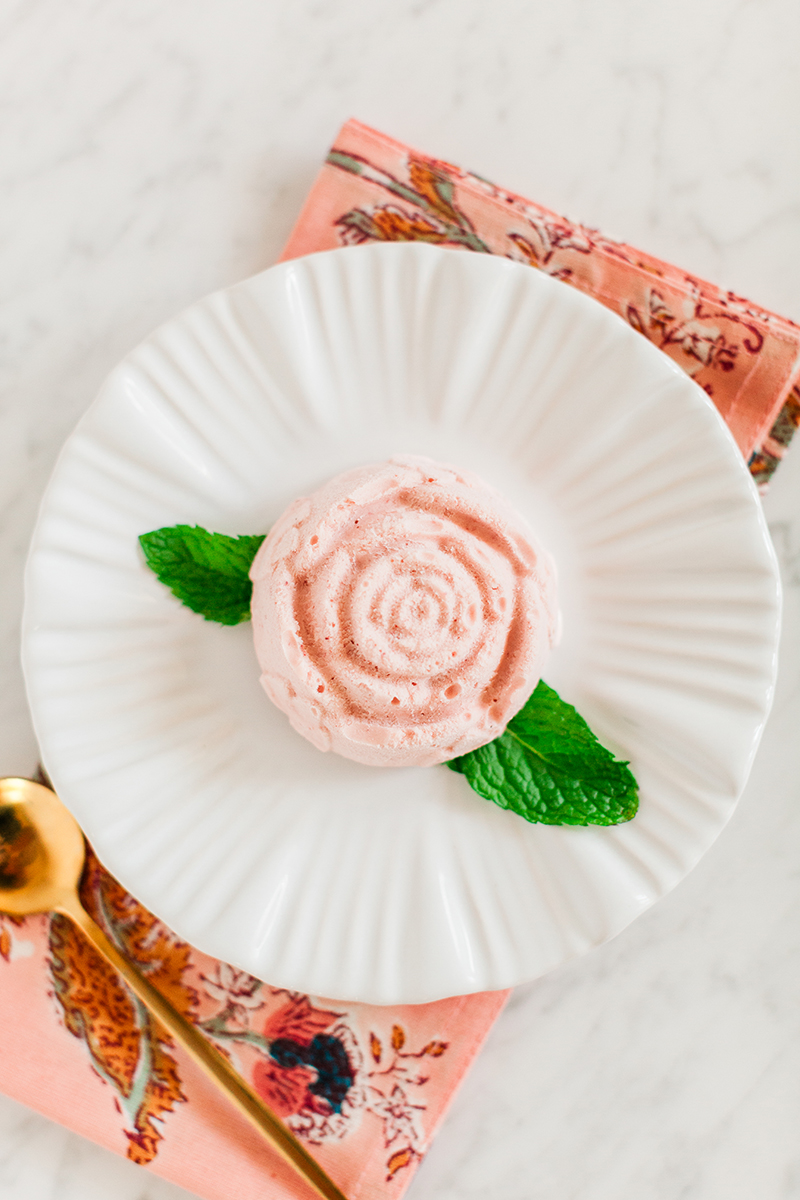 Balsamic Strawberry Ice Cream, Homemade Ice Cream, Frozen Treat, Dessert, Food Blogger, Sun and Salt Wellness